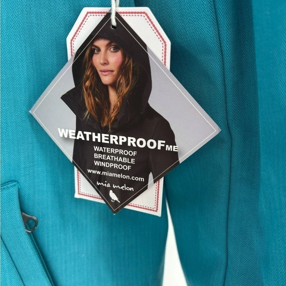 Mia Melon Stella Jacket: Strut Through Any Storm - Picture 8 of 16